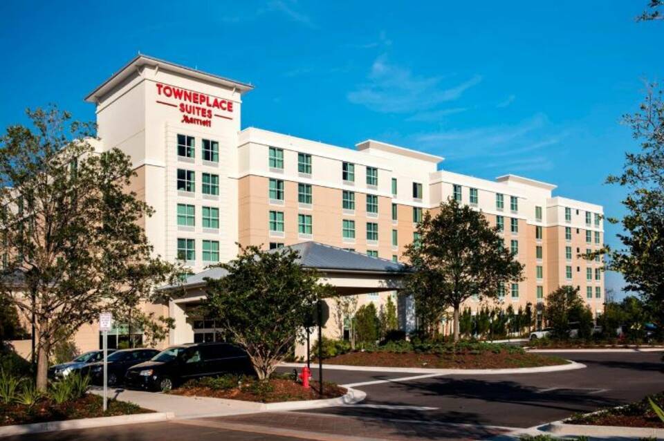 TownePlace Suites Orlando Flamingo Crossings 1