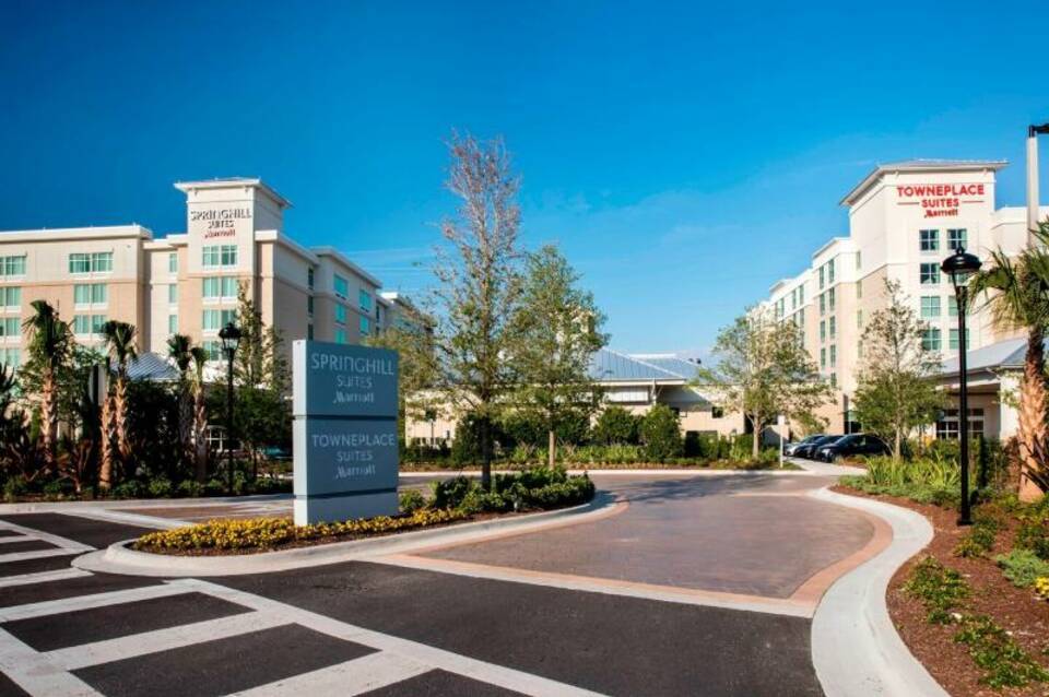 TownePlace Suites Orlando Flamingo Crossings 2