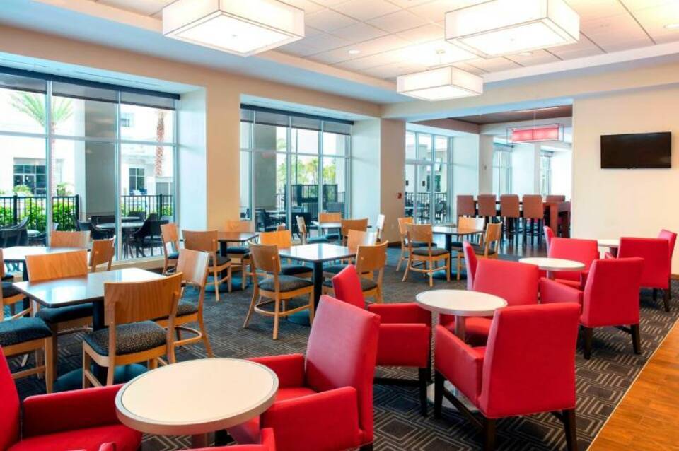 TownePlace Suites Orlando Flamingo Crossings 5