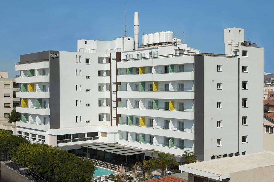Pefkos 2