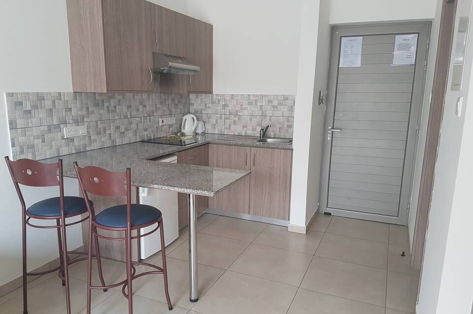 Cosmelenia Hotel & Apartments 4