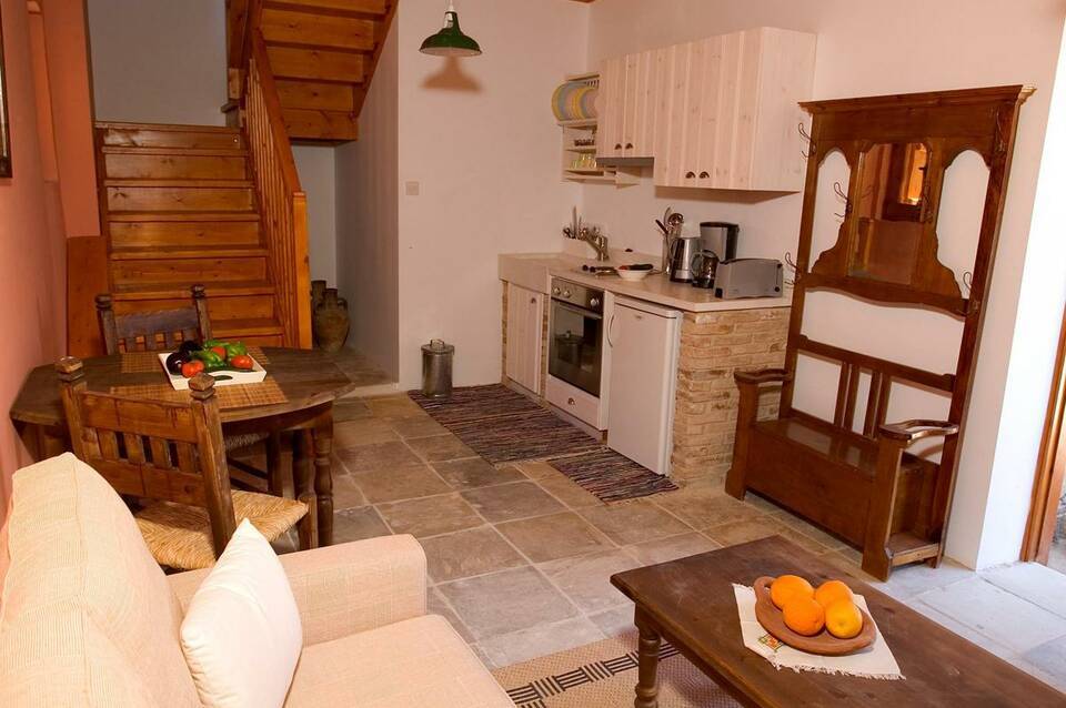 Eveleos Country House 2