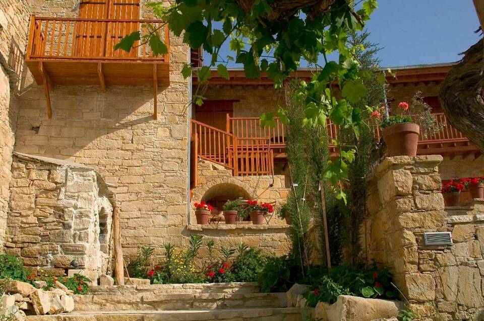 Eveleos Country House 4
