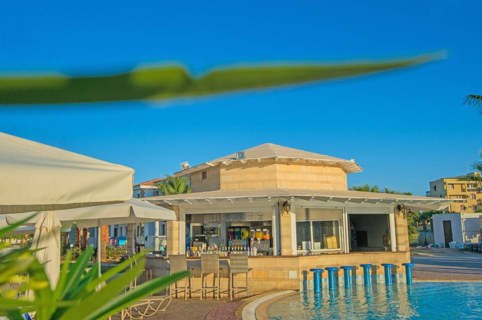 Marlita Hotel Apartments 4