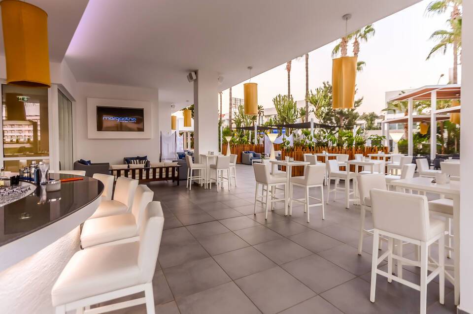 Margadina Lounge Hotel 1