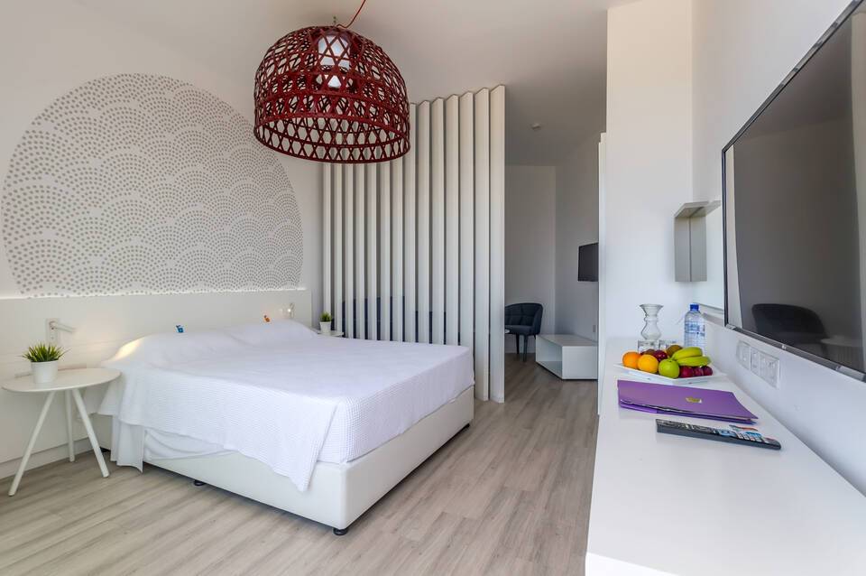 Margadina Lounge Hotel 4