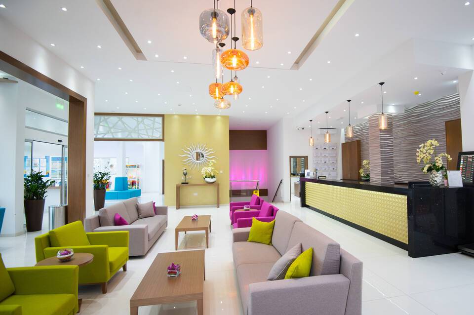 Loutsiana Hotel Apts 1