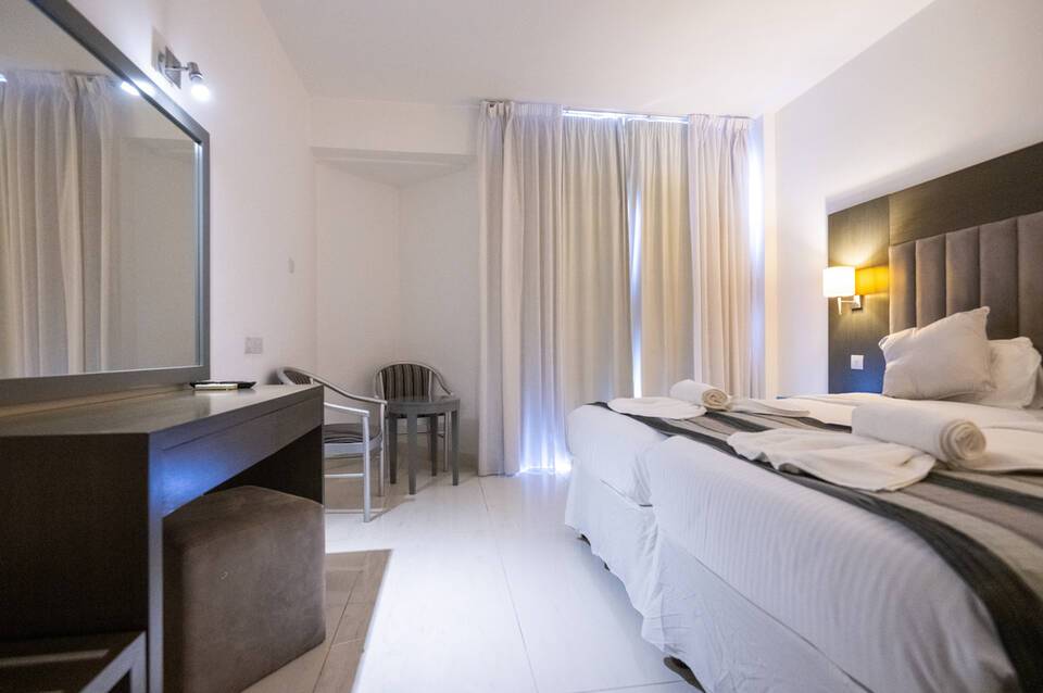 Napa Jay Hotel 5