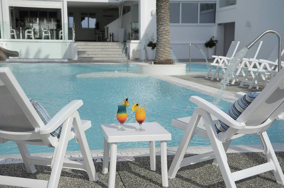 Liquid Hotel Apartments 2