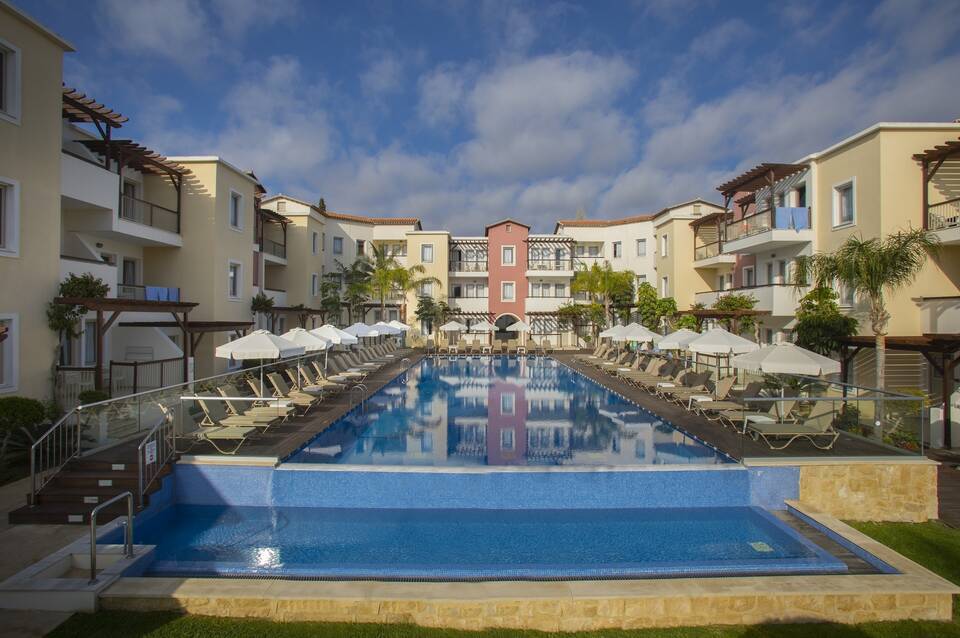 Louis Althea Beach 5