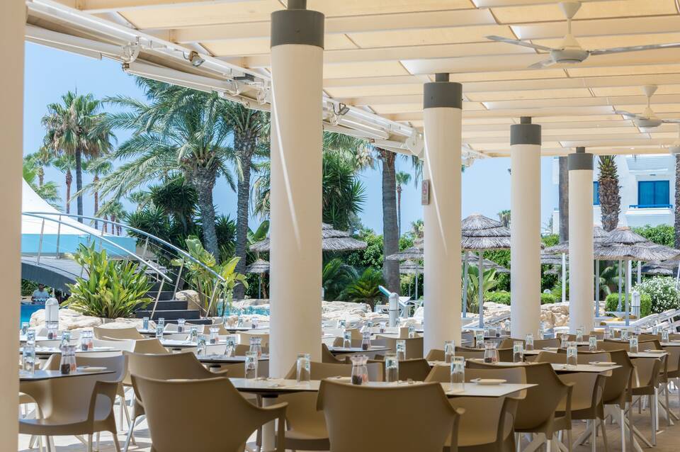 Tasia Maris Beach Hotel & Spa 1