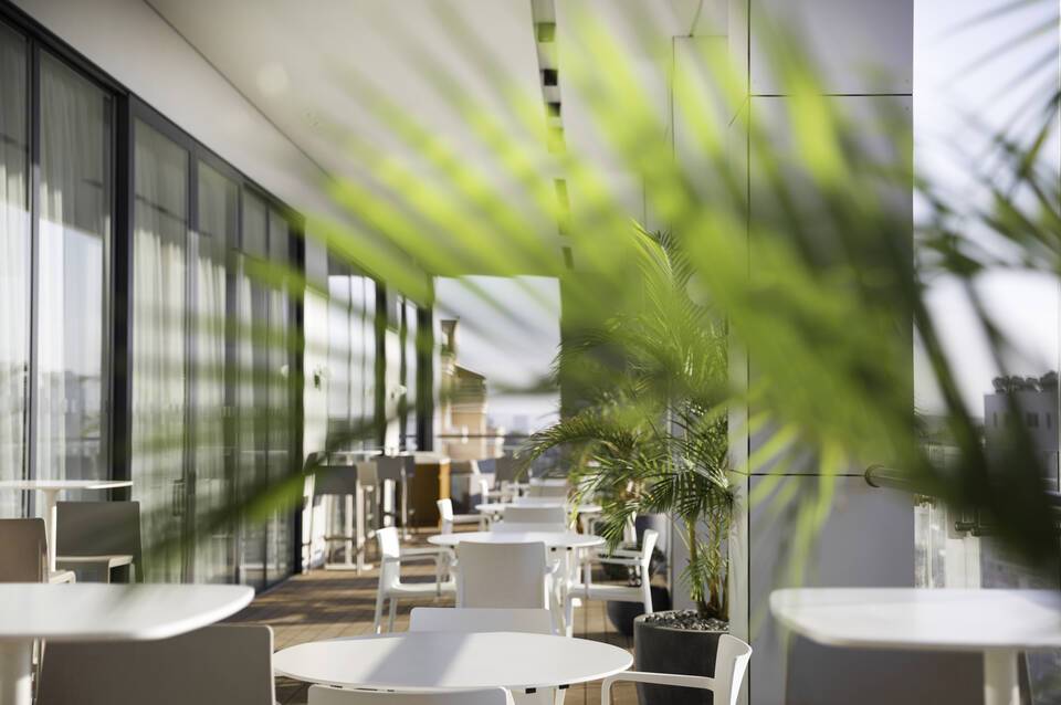 Radisson Blu Hotel, Larnaca 5