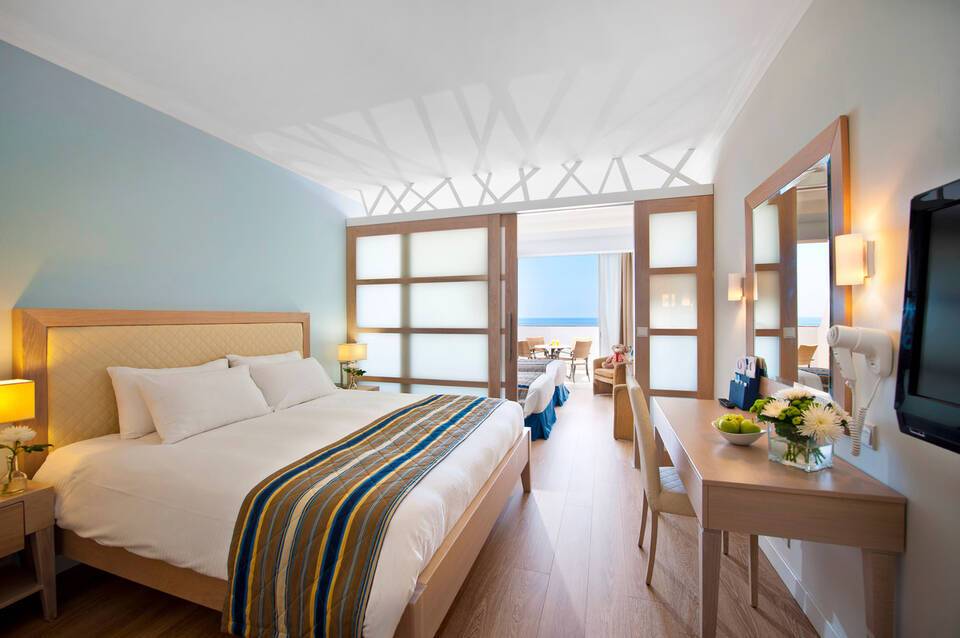 Olympic Lagoon Resort Paphos 5