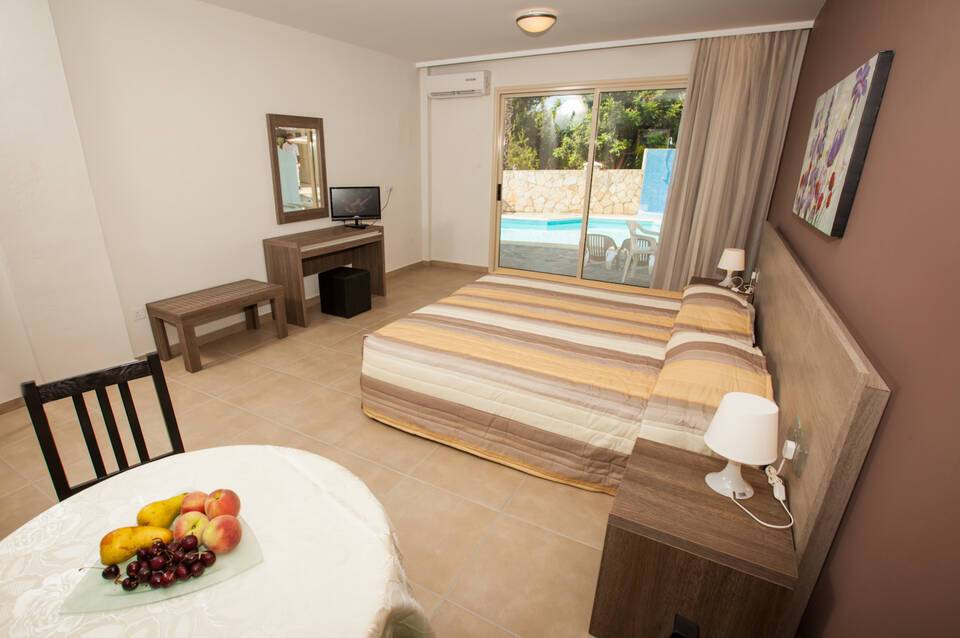 Crystallo Apartments 1