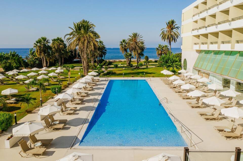 Imperial Island Resort by Louis Hotels 5