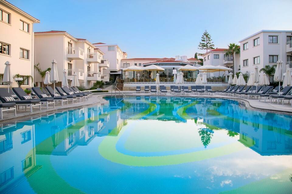 King Jason Paphos - Designed for adults by Louis Hotels 4