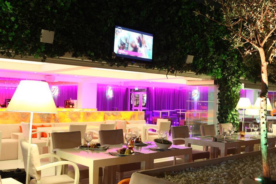 Odessa Beach Hotel 4