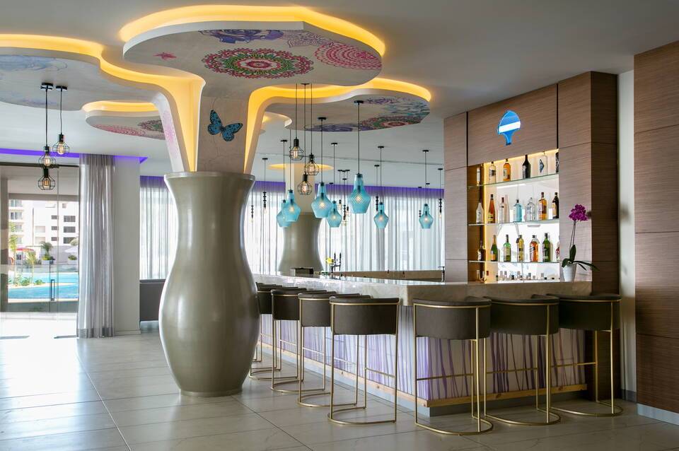 Vangelis Hotel & Suites 3