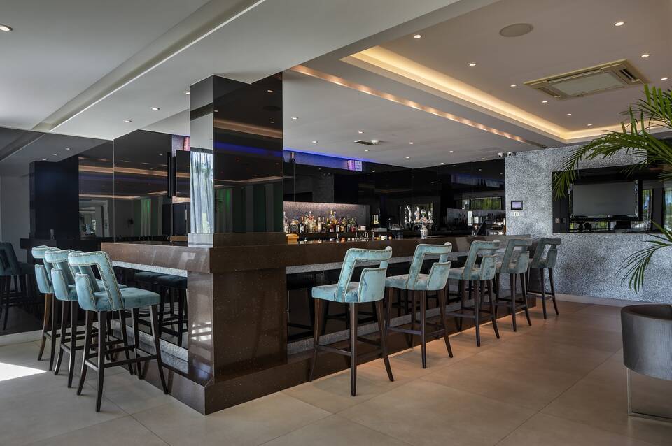 Christofinia Hotel 3