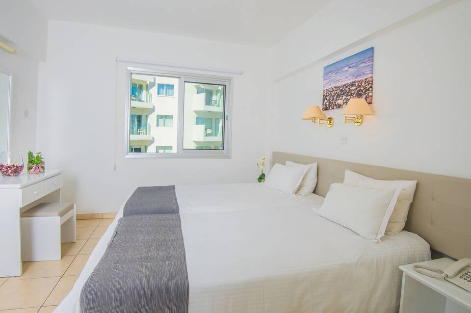 Alva Hotel Apartments 2