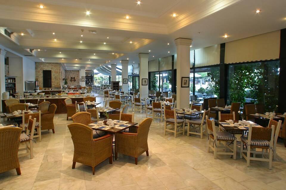Grecian Bay Hotel 5
