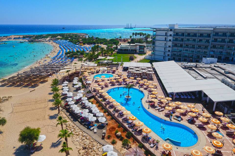 Asterias Beach Hotel 2