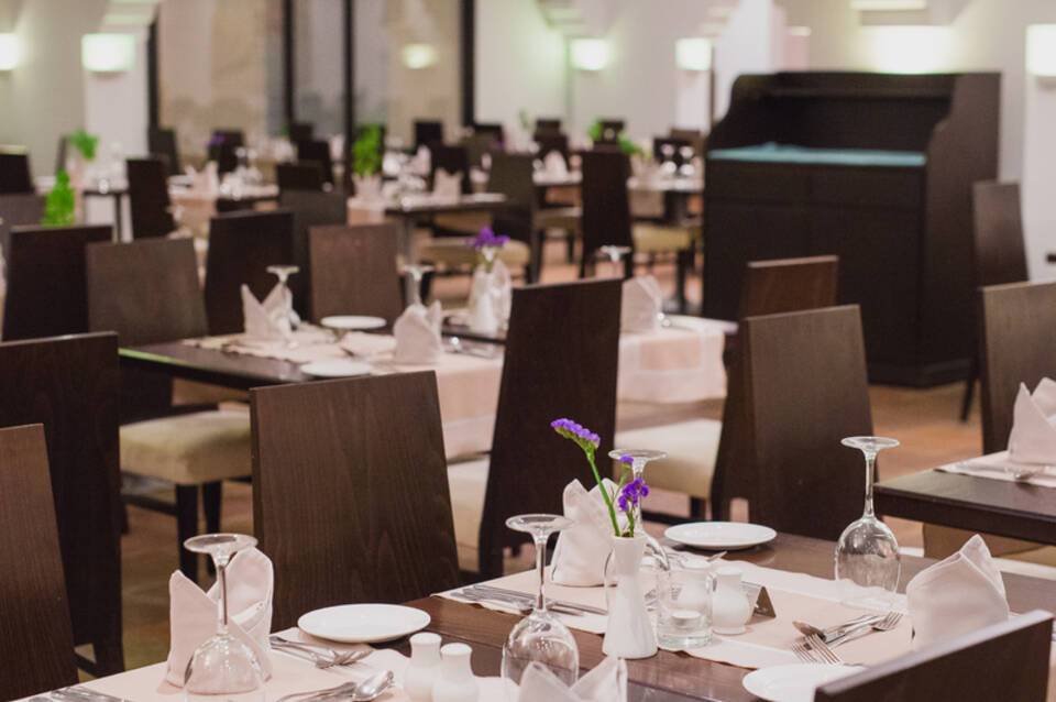 Napa Plaza Hotel 5