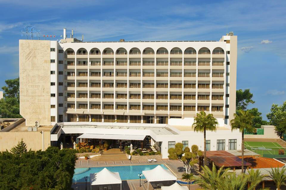 Ajax Hotel 3