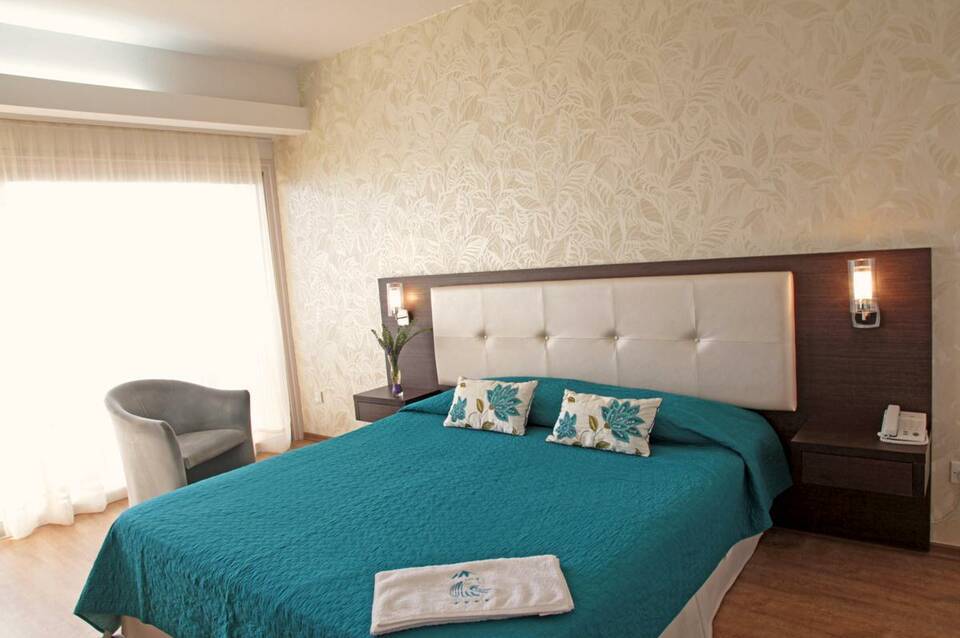 Poseidonia Beach Hotel 3