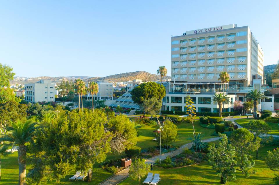 St Raphael Resort & Marina 5