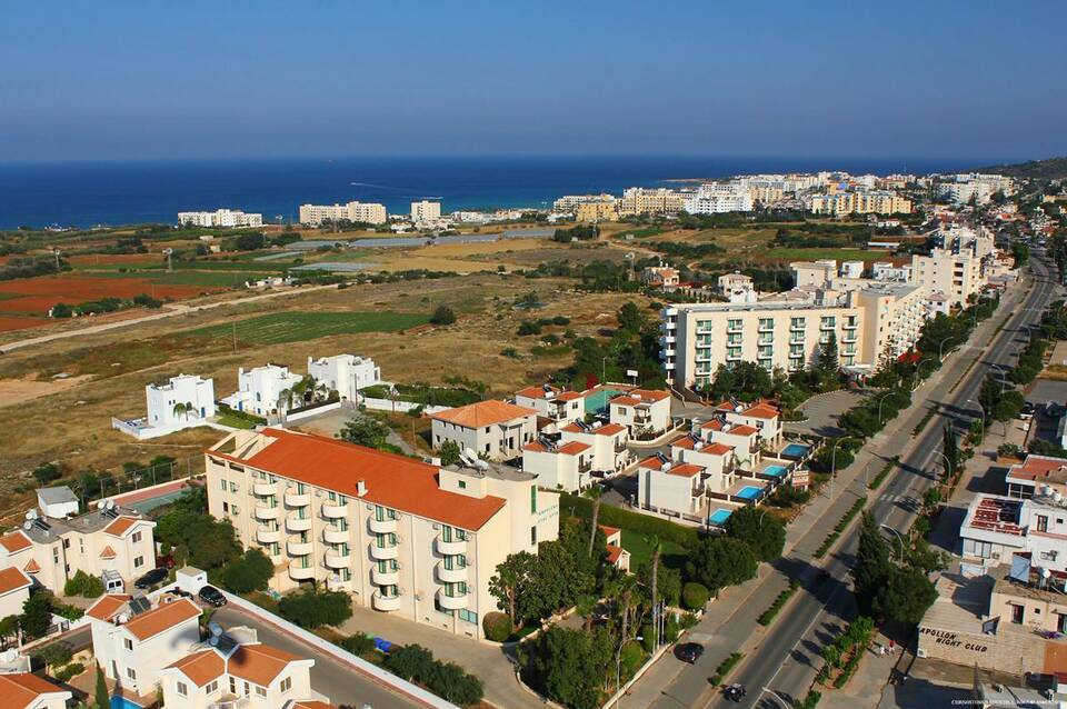 Mandalena Hotel Apartments 5