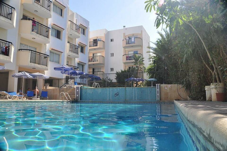 Mariela Hotel Apts 1