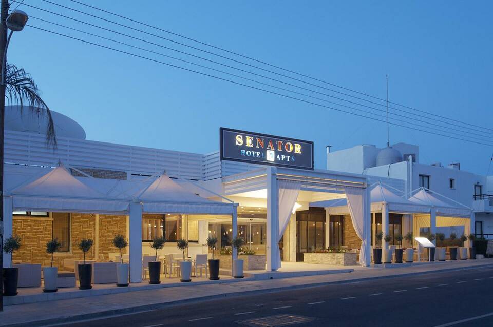 Senator Hotel Apartments 3