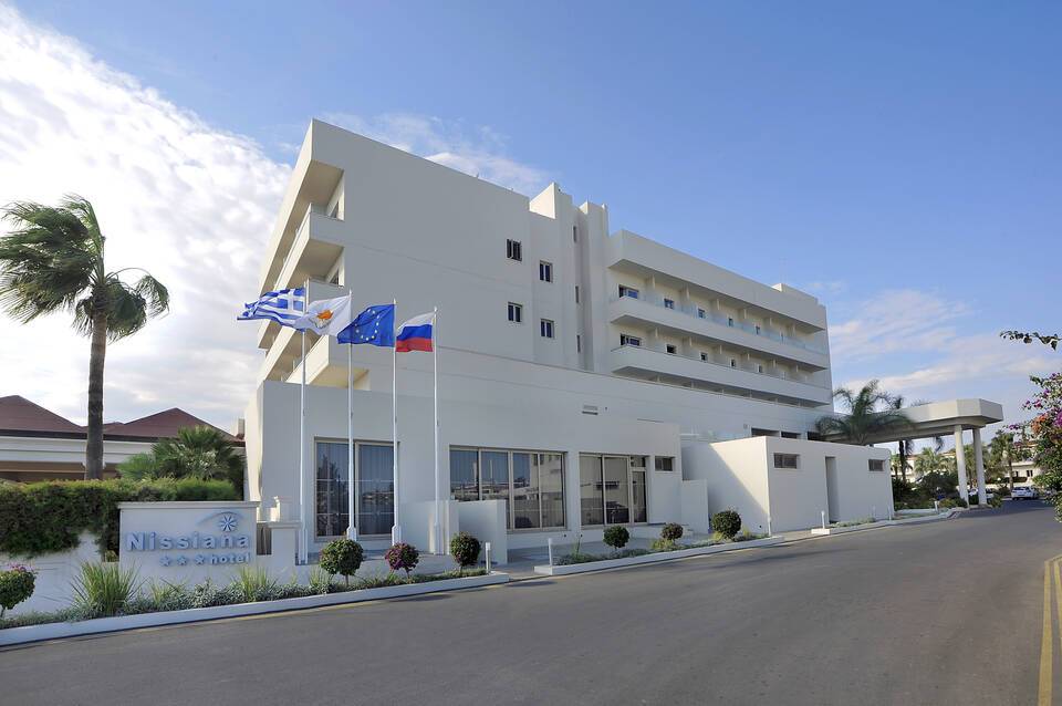 Nissiana Hotel 3