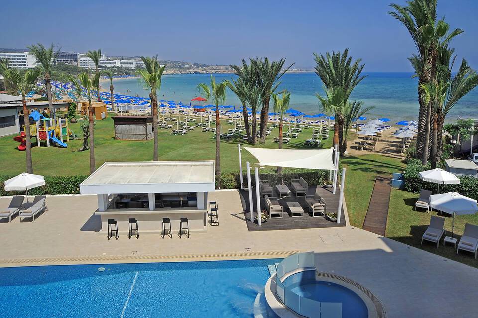 Okeanos Beach Boutique Hotel 3