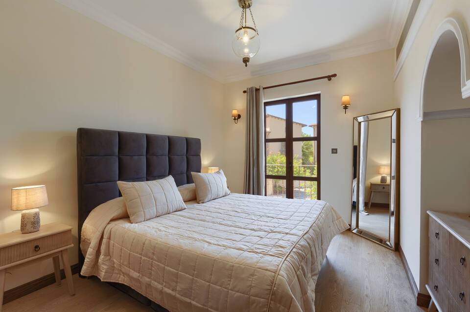Aphrodite Hills Rentals 2