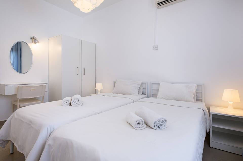 Anais Bay Apartment 3