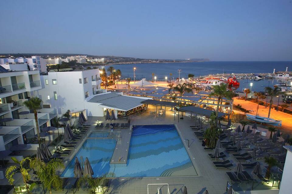 Limanaki Beach Hotel 5