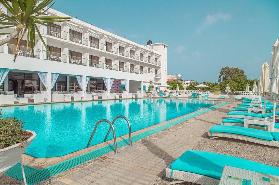 Sveltos Hotel 4
