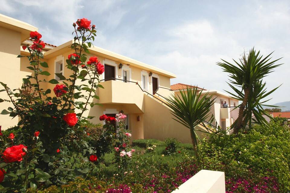 Akamanthea Holiday Village 1