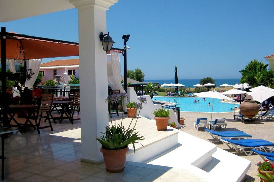Akamanthea Holiday Village 3
