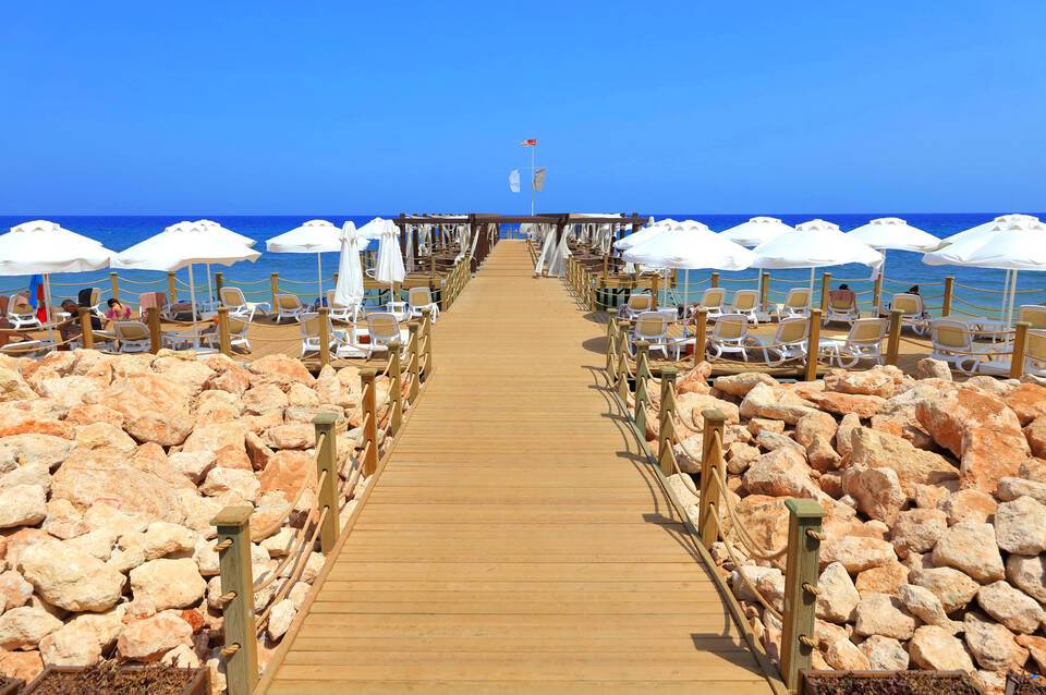 Concorde Luxury Resort 4
