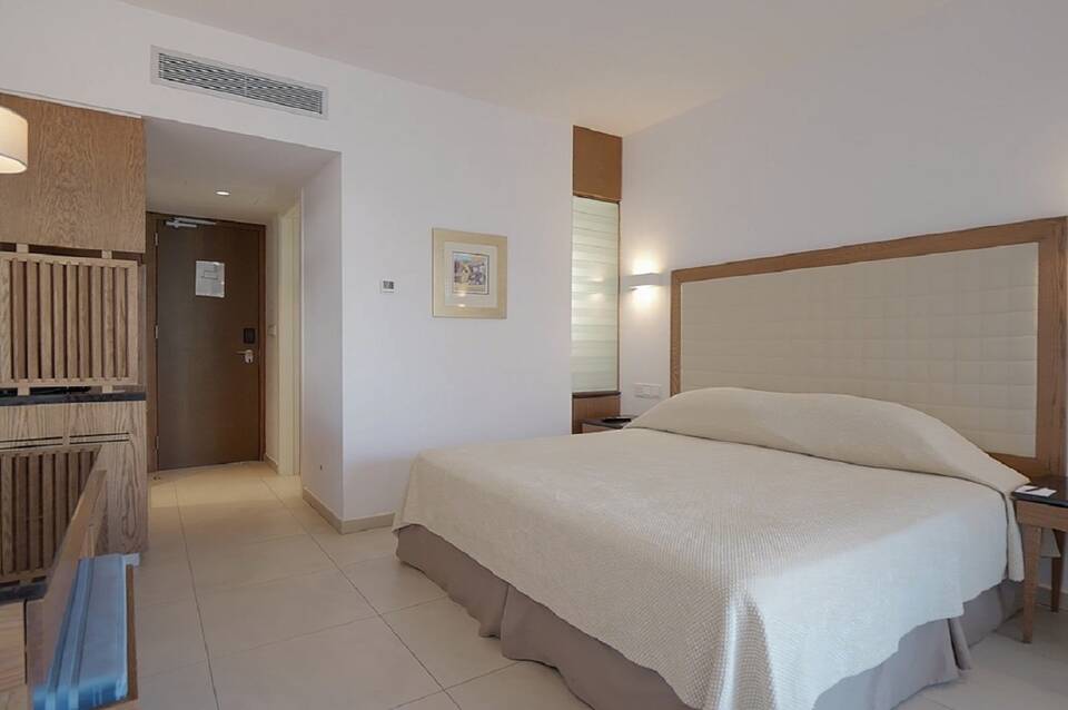 Sunrise Pearl Hotel & Spa 5