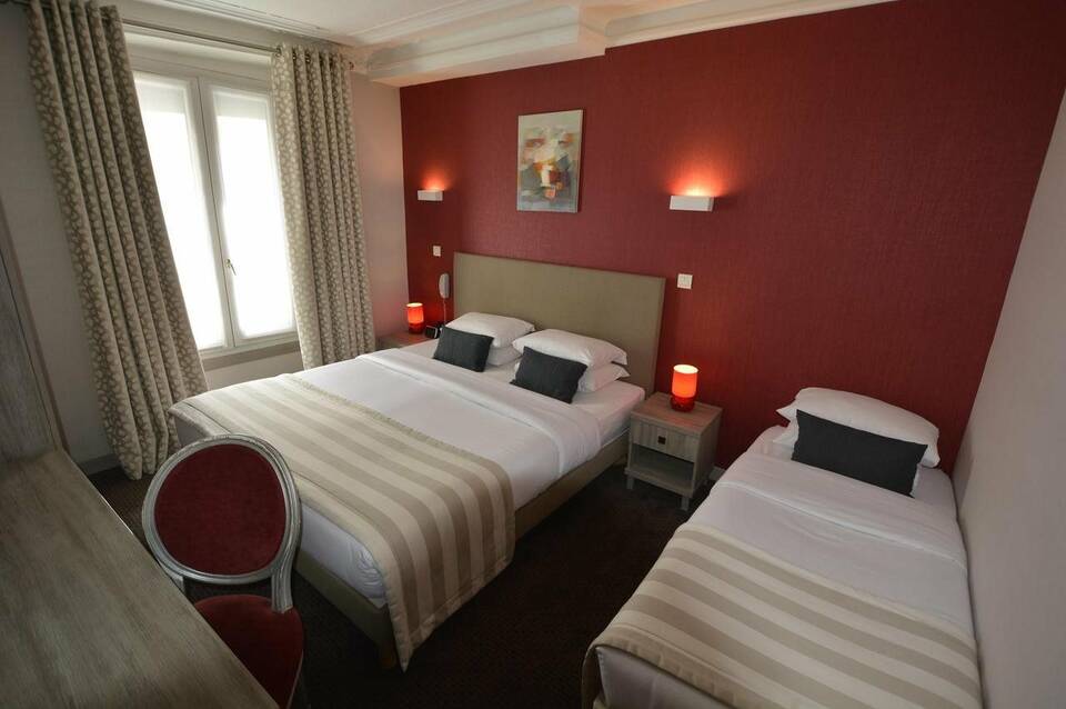 29 Lepic Montmartre 2