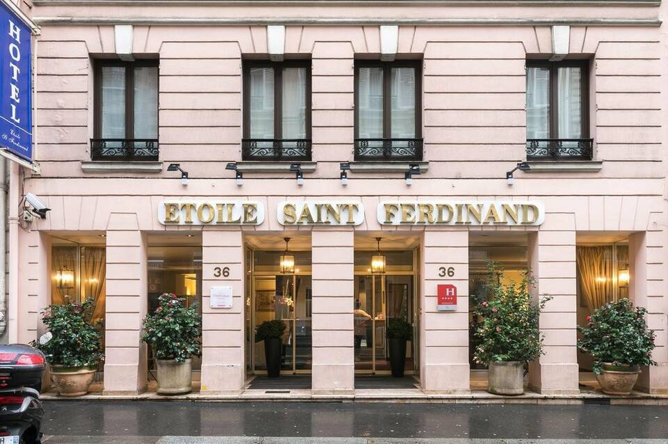 Hotel Etoile Saint Ferdinand by HappyCulture™ 1