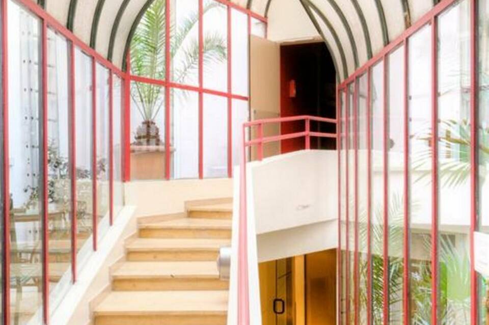 Posy Hotel By Happyculture 5