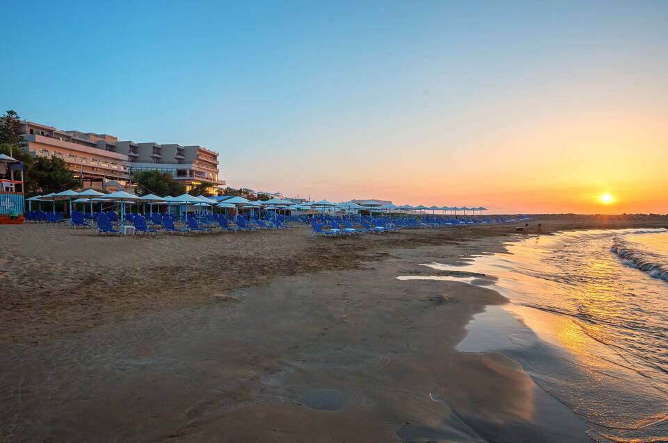 Themis Beach Hotel 1