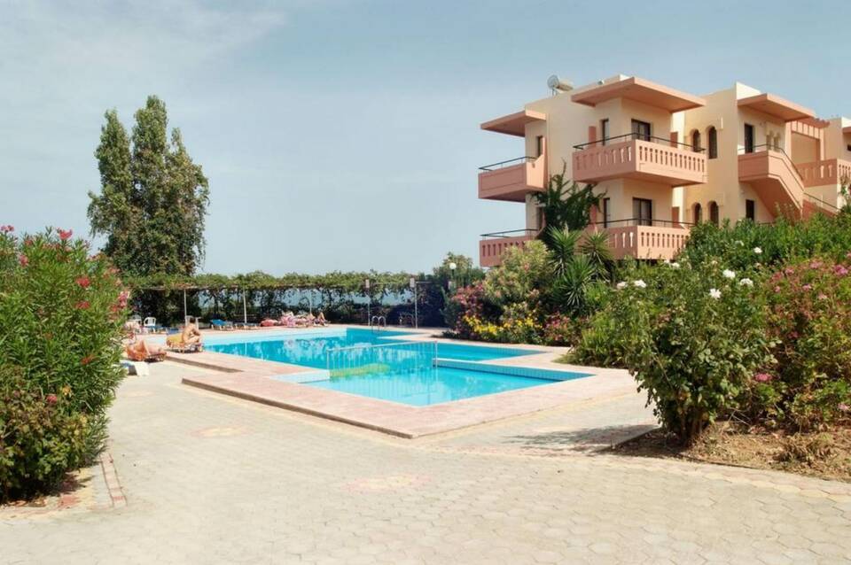 Ekavi Apartments 2