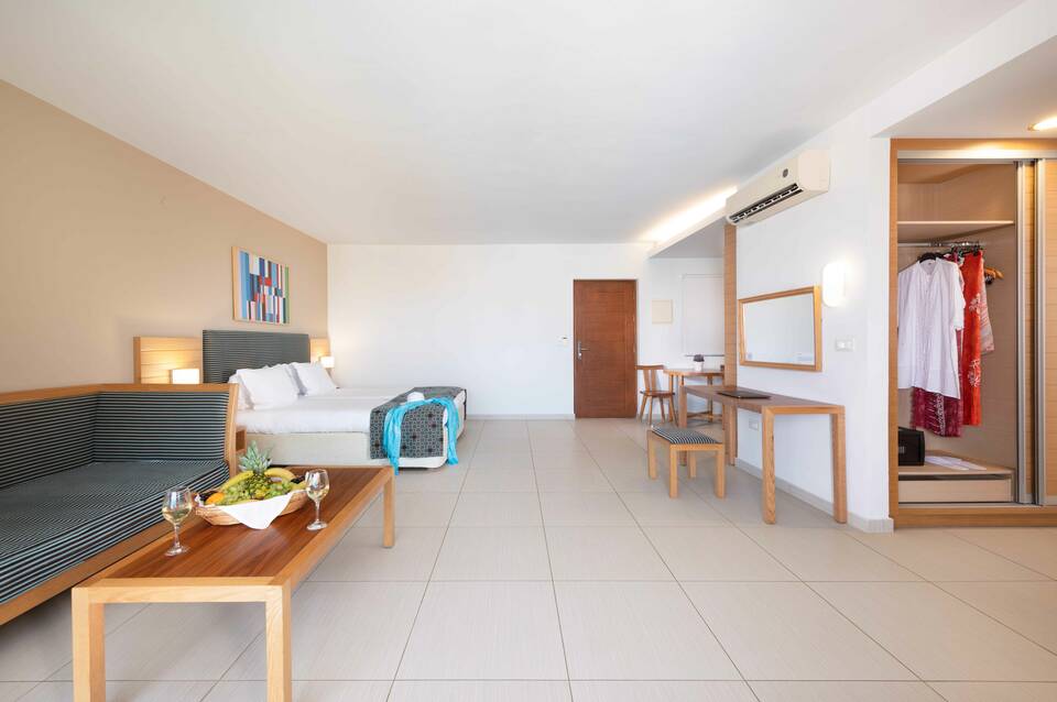 Iolida Beach Hotel 3