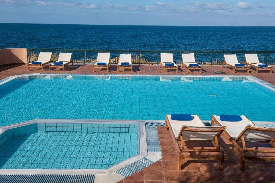 Mila Sissi Bay Hotel 4
